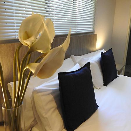 The Lantern Guesthouse Bloemfontein Dış mekan fotoğraf