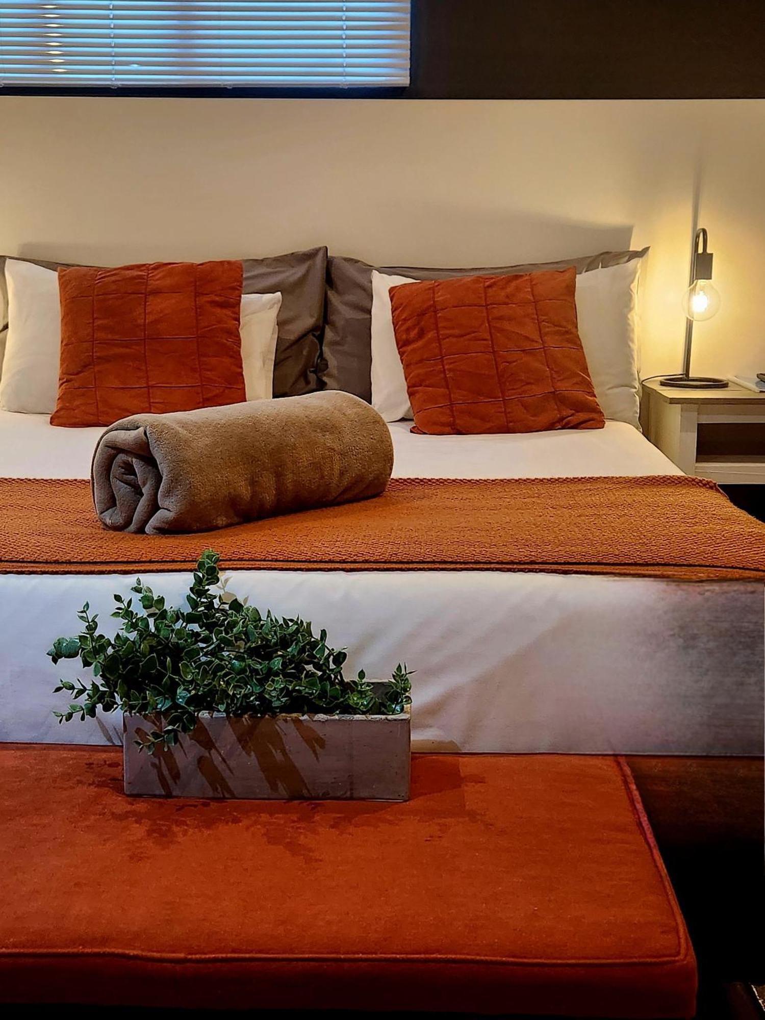 The Lantern Guesthouse Bloemfontein Dış mekan fotoğraf