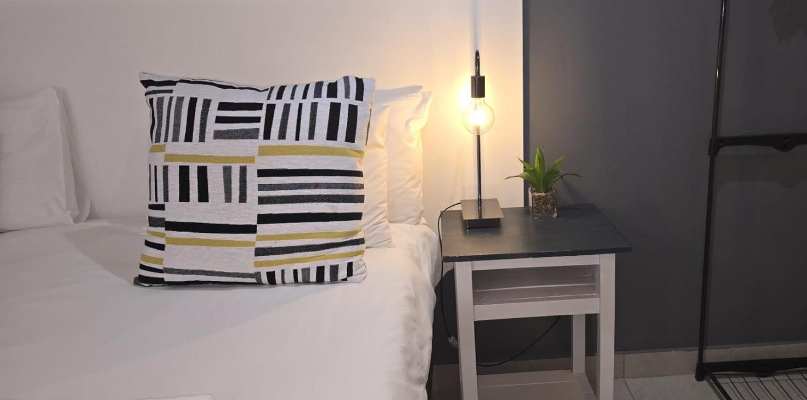 The Lantern Guesthouse Bloemfontein Dış mekan fotoğraf