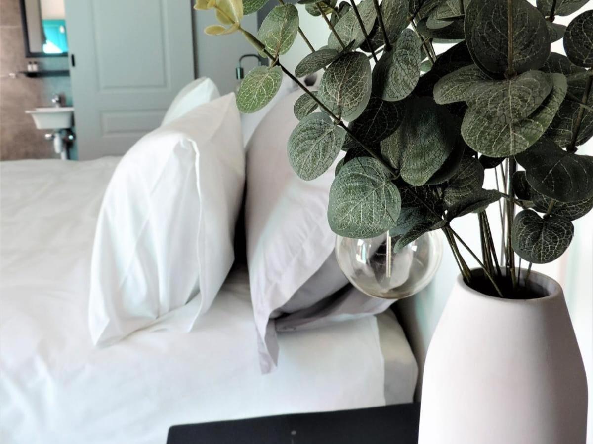 The Lantern Guesthouse Bloemfontein Oda fotoğraf