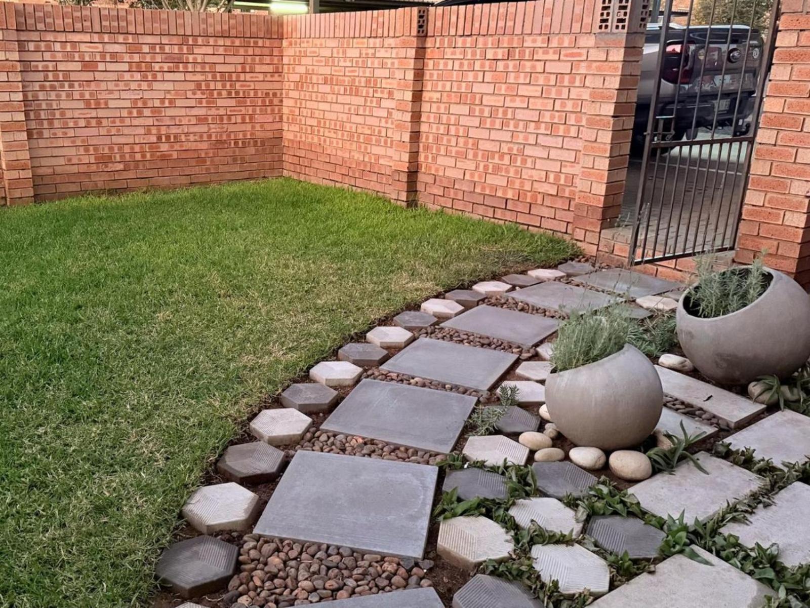 The Lantern Guesthouse Bloemfontein Oda fotoğraf
