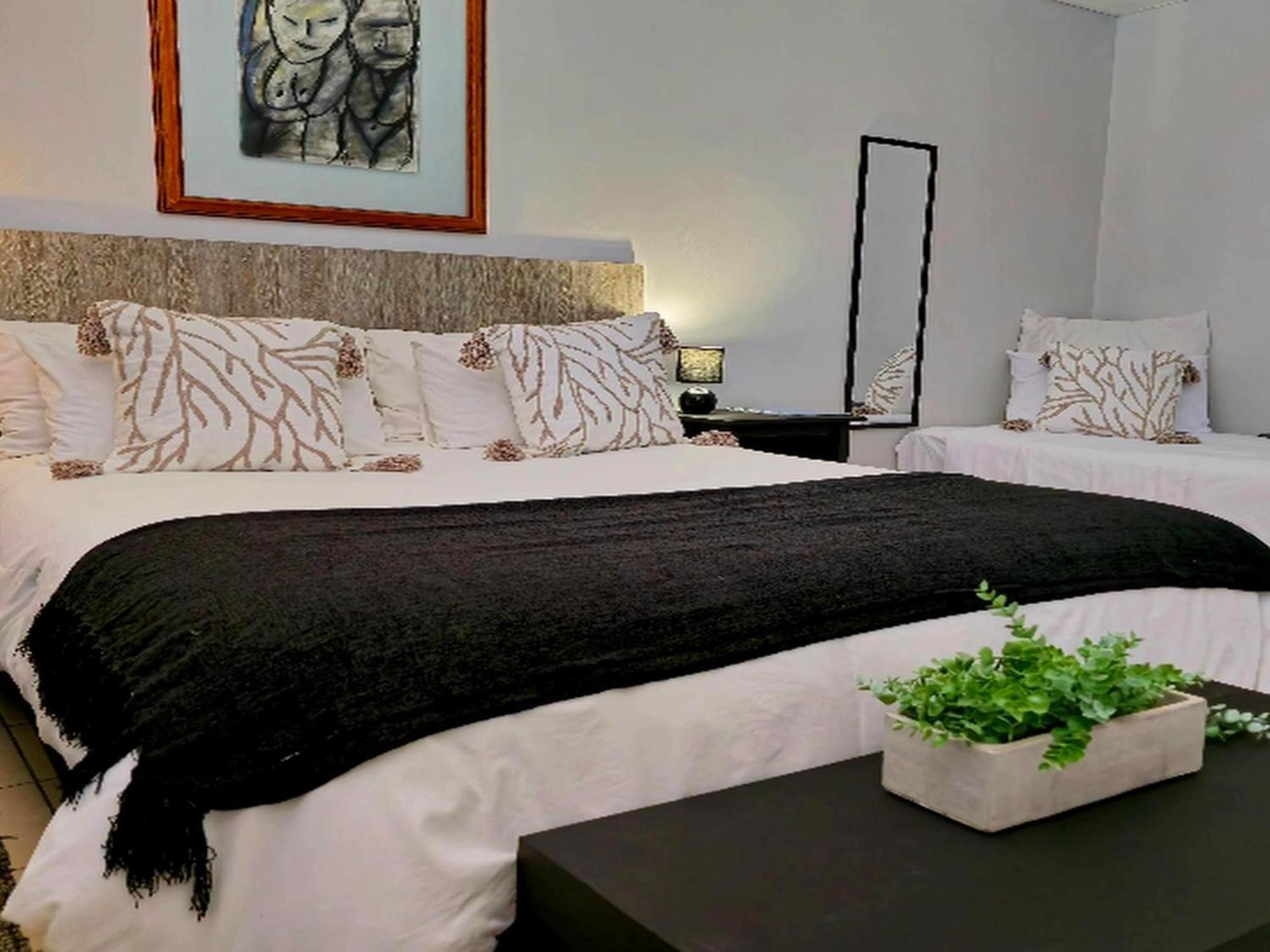 The Lantern Guesthouse Bloemfontein Dış mekan fotoğraf